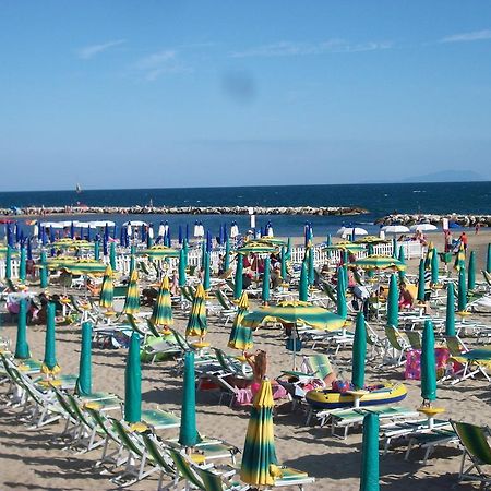 Il Girasole Formia Guesthouse Rooms Экстерьер фото