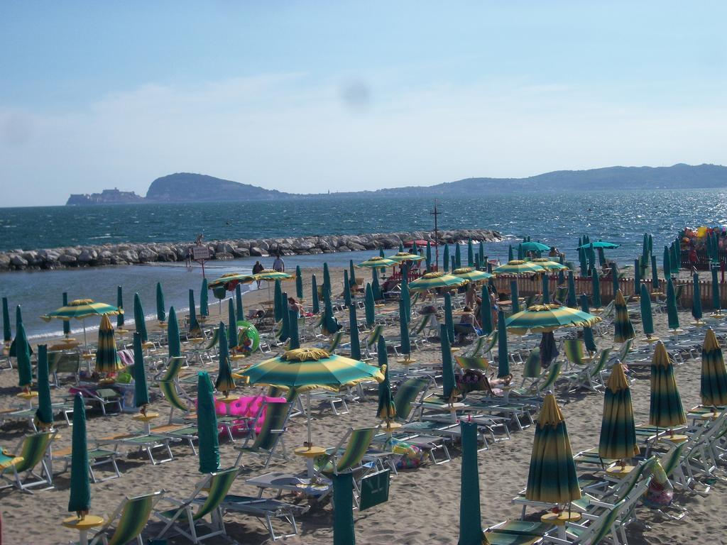 Il Girasole Formia Guesthouse Rooms Экстерьер фото