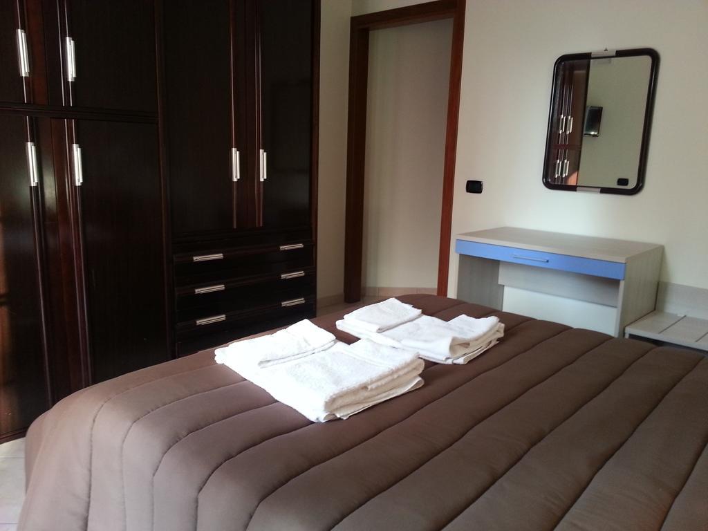Il Girasole Formia Guesthouse Rooms Экстерьер фото