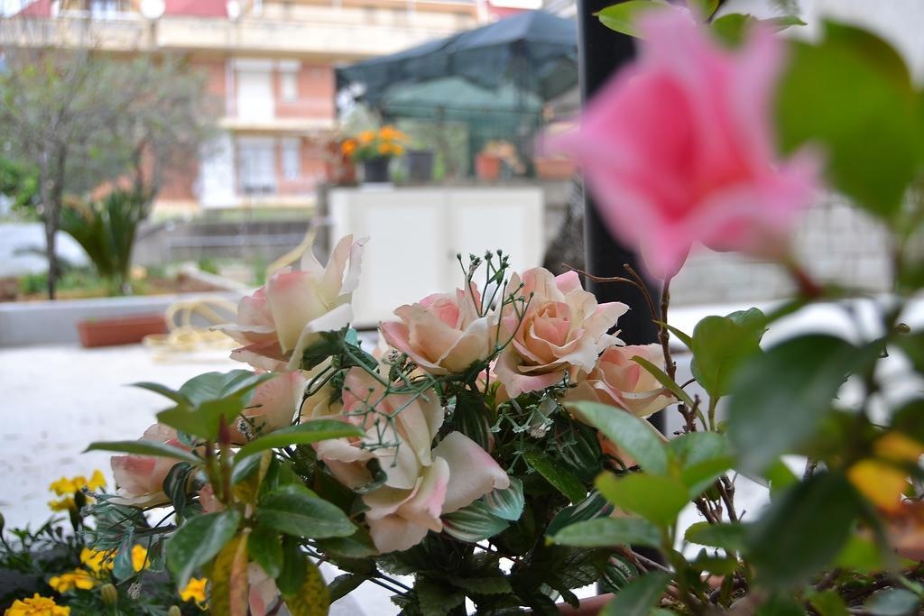 Il Girasole Formia Guesthouse Rooms Экстерьер фото