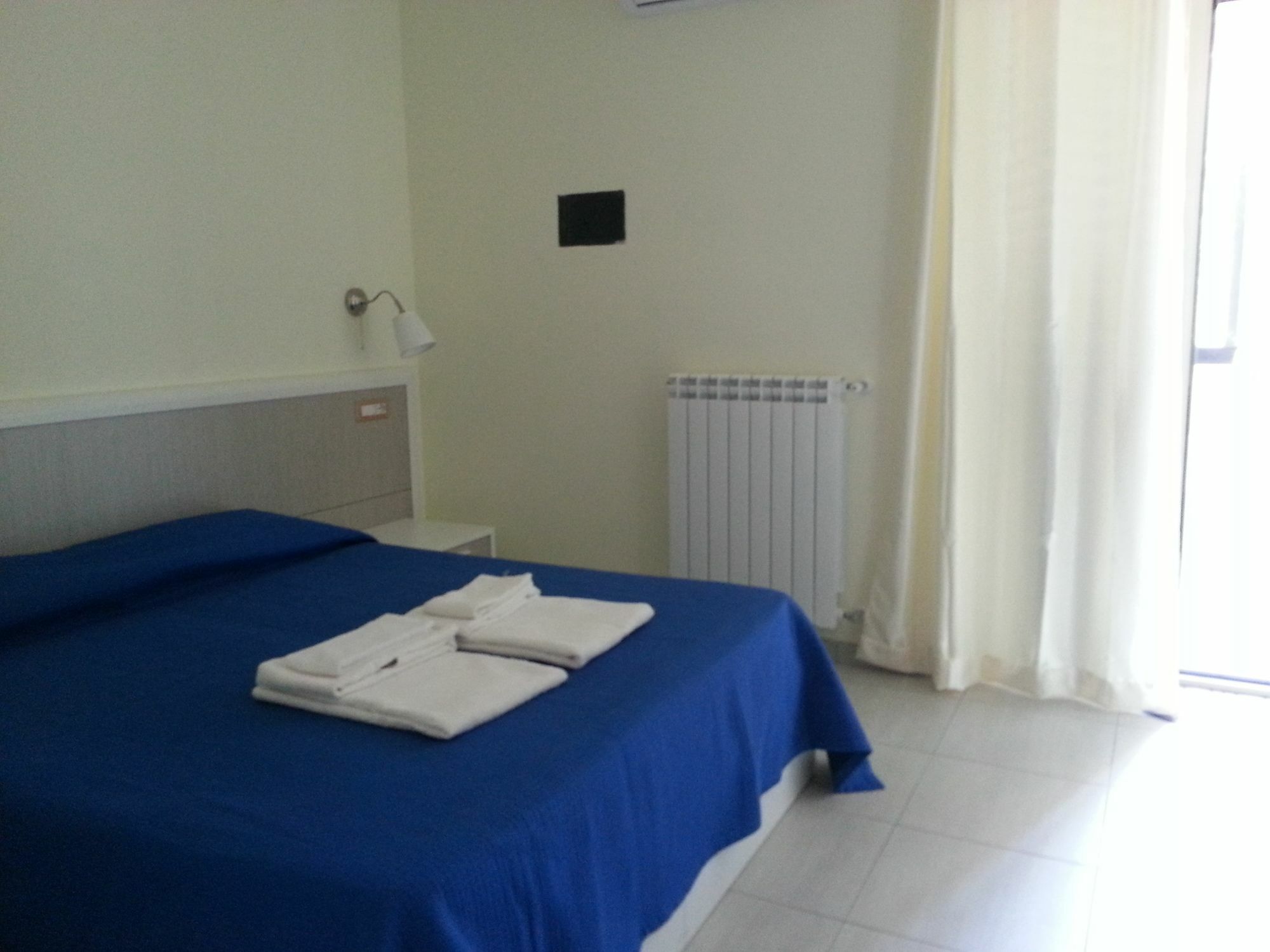 Il Girasole Formia Guesthouse Rooms Экстерьер фото